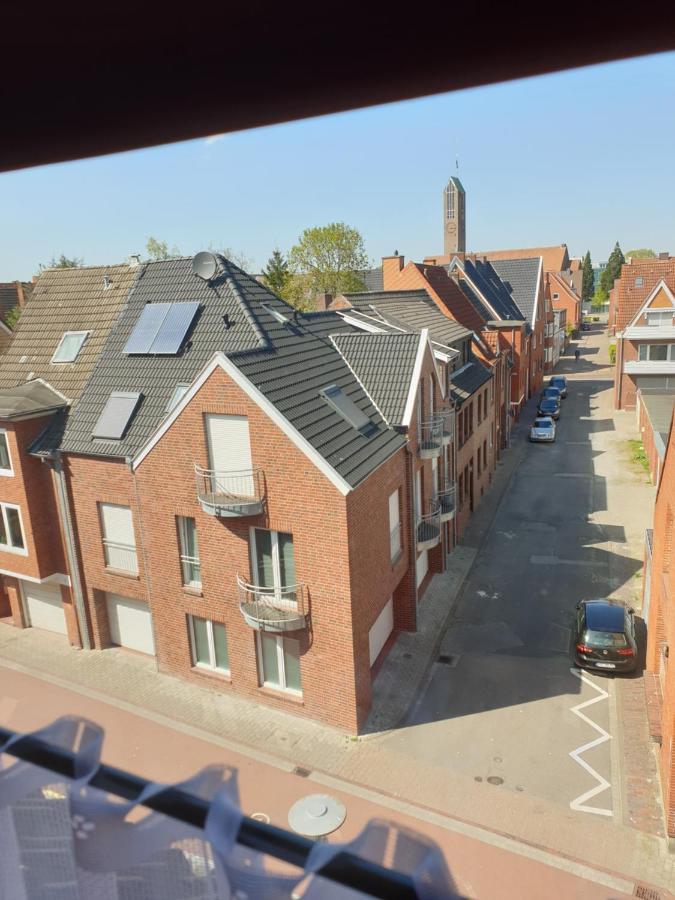 Calici Appartement Emden Buitenkant foto