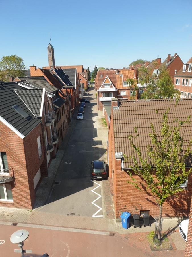Calici Appartement Emden Buitenkant foto